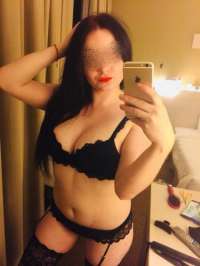 Sınırsız Escort'ta Eşsiz Güzellikteki Kız: Çılgın ve Heyecan Verici Bir Macera