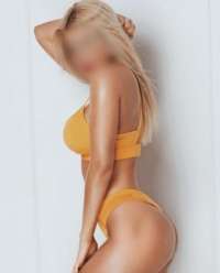 Sınırsız Escort'taki Büyüleyici Güzel