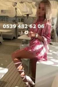 Çarşamba Escort: Eşsiz Güzelliğiyle Mükemmel Geceye Davet