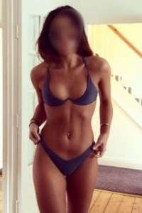 Hızınızı Kesmek İçin Beklemeyen, Sınırsız Escort Leyla
