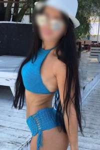 Mutlu Son Masaj Yapan Çarpıcı Ve Profesyonel Güzel