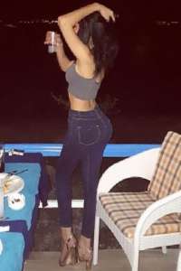 Sınırsız Escort: Benzersiz Güzellik ve Karizma