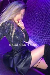 Sınırsız Zevklerin Sarışın Rüyası: Escort Partner