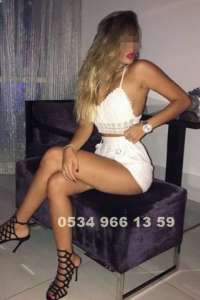 Sınırsız Zevklerin Sarışın Rüyası: Escort Partner